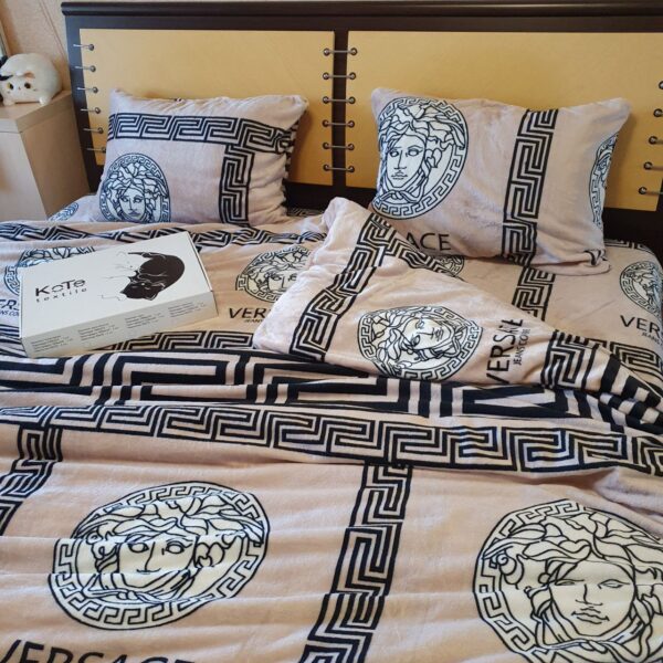 Версаче беж 9