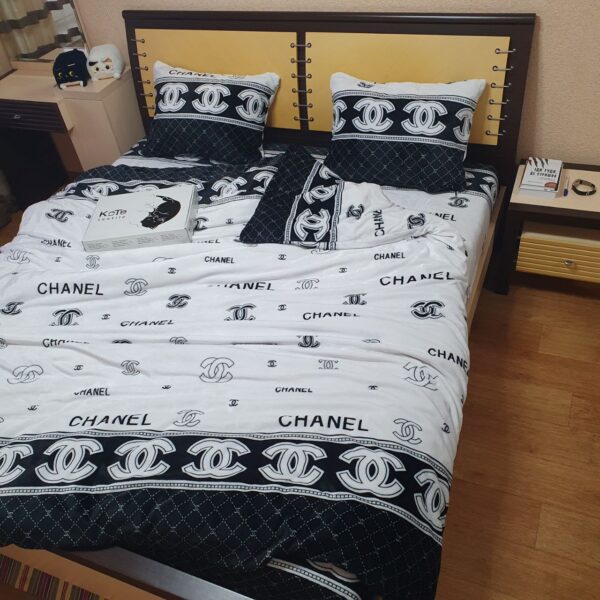 Шанель білий 1