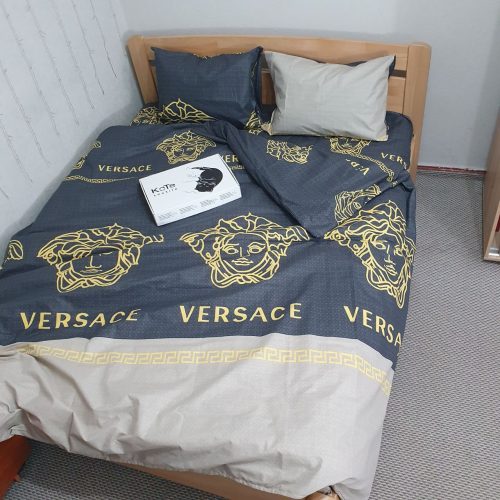 Версаче сірий 1