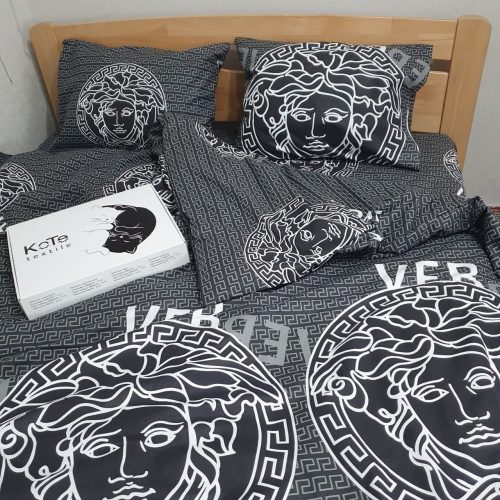 Версаче чорн ранф 3