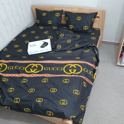 Гучі чорний 1